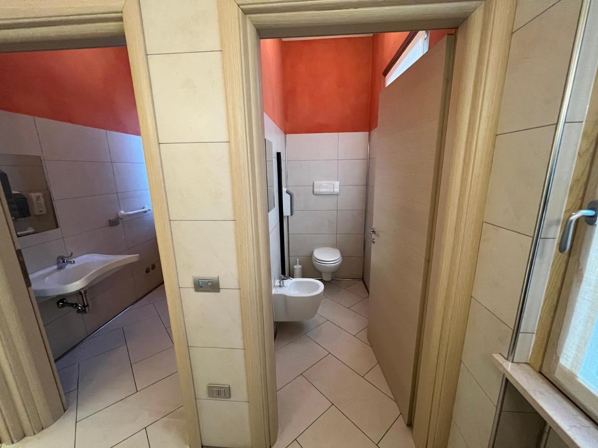 Вілла Casa Danzi Песк'єра-дель-Гарда Екстер'єр фото